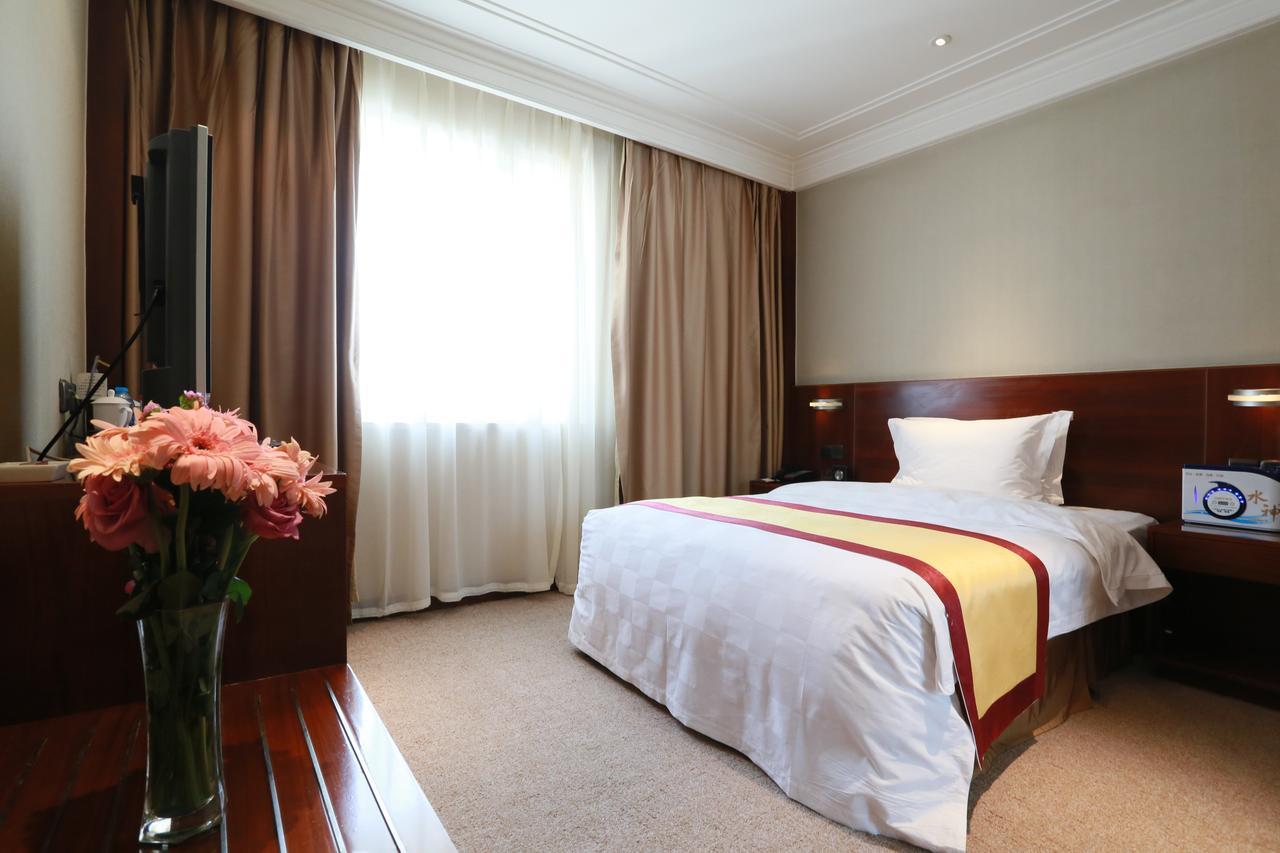 San Want Hotel Сінін Екстер'єр фото
