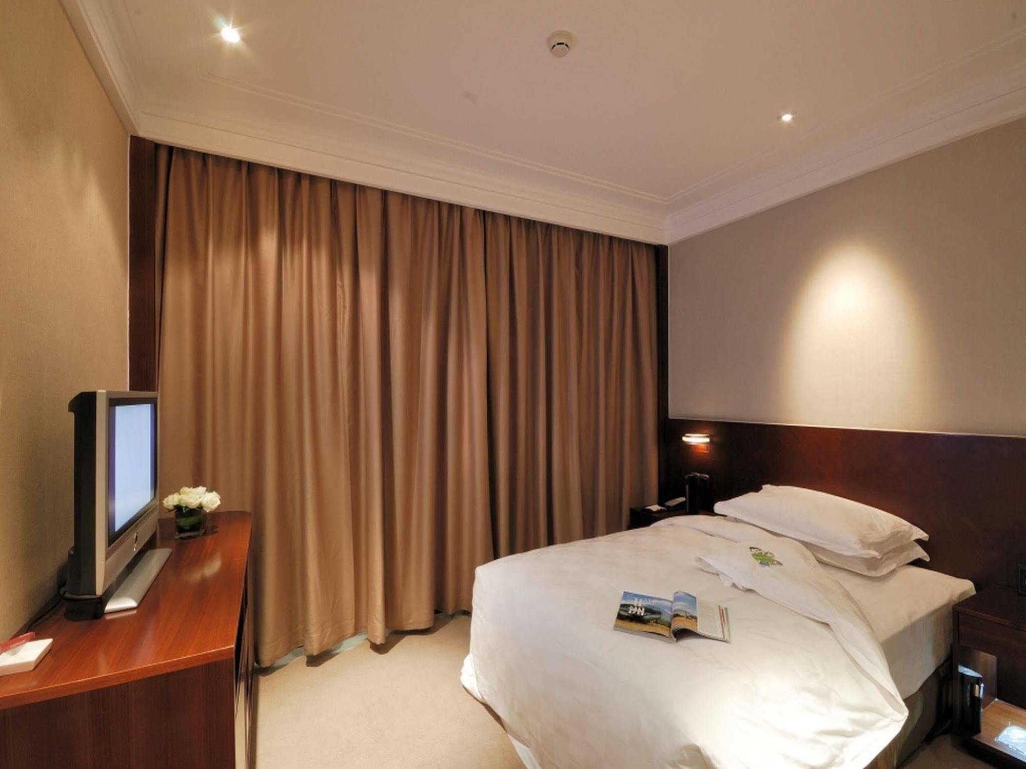 San Want Hotel Сінін Екстер'єр фото